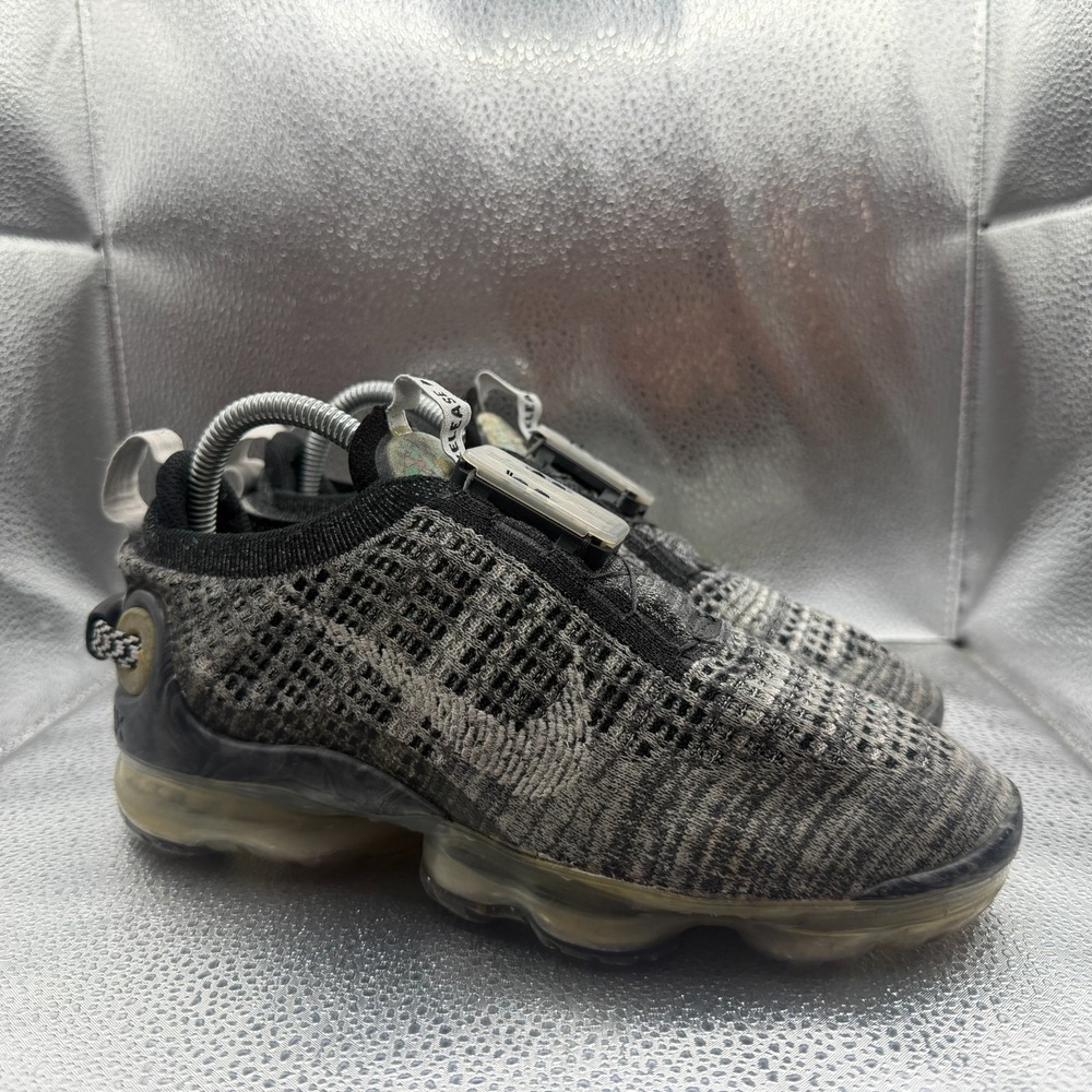 Size 7.5 Nike Air Vapormax 2020 Flyknit Oreo Black White Womens Shoes CT1933-002